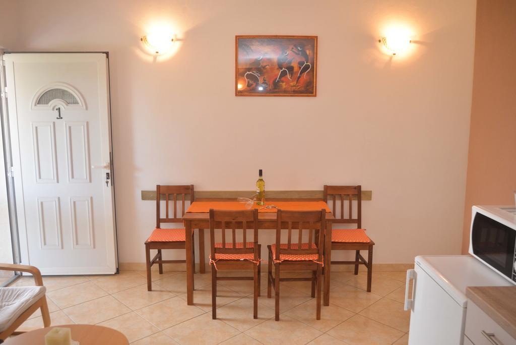 Apartments Salamun Biograd Na Moru Exteriér fotografie